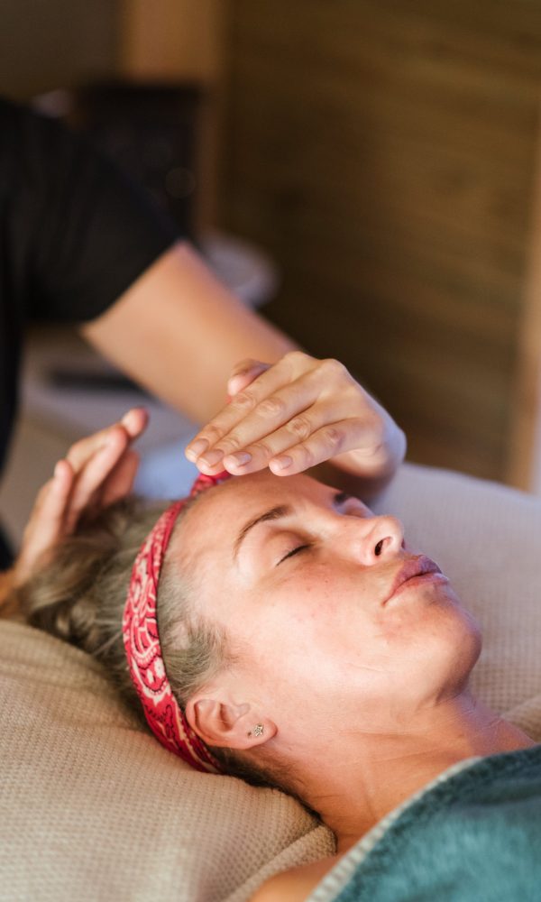 pexels-anete-lusina-5240733